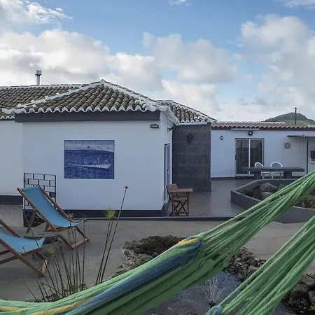 Holiday Home Rua Dr. Marcelino Moules *